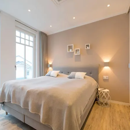 Westend Apartment *
